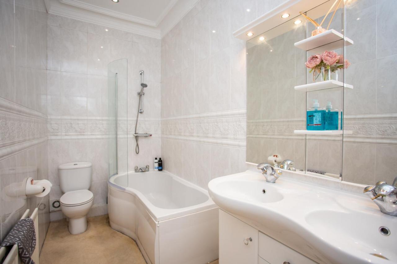 Roker Sea Front Apartments By #Shortstaysaway 선덜랜드 외부 사진